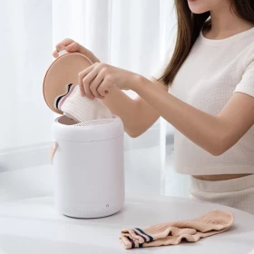 غسالة صغيرة للجوارب – شبه أوتوماتيكية وصامتة للملابس الداخلية